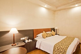The Riverview Retreat - Corbett Resort