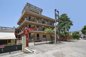 All Seasons Doon Guest House