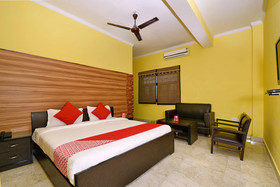 All Seasons Doon Guest House