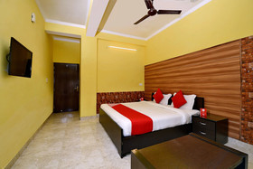 All Seasons Doon Guest House