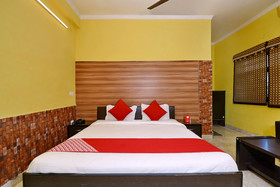 All Seasons Doon Guest House