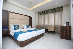 Amrit Hotel & Resort