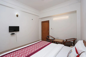 Amrit Regency Hotel