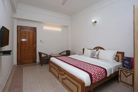 Amrit Regency Hotel