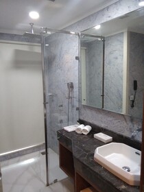 Comfort Hotel GMS Grand
