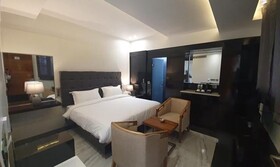 Fabhotel Prime The Daffodils