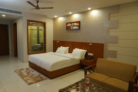 Gold Stone Comfort