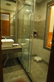 Gold Stone Comfort