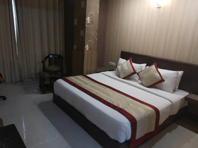 Gold Stone Comfort
