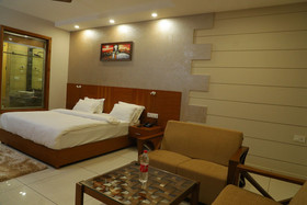 Gold Stone Comfort
