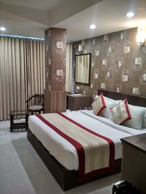 Gold Stone Comfort