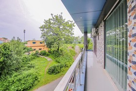 Hotel Blue Sapphire by OYO Rooms