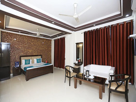 Hotel City Palace By OYO Rooms