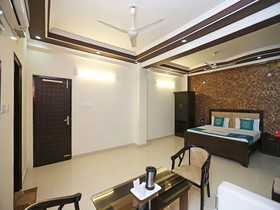 Hotel City Palace By OYO Rooms