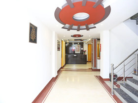 Hotel City Palace By OYO Rooms