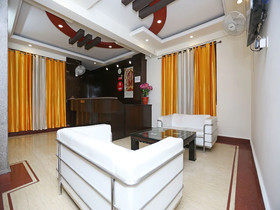 Hotel City Palace By OYO Rooms