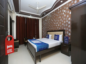 Hotel City Palace By OYO Rooms