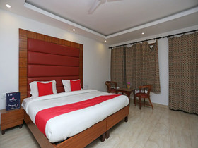 Hotel Clark By OYO Rooms