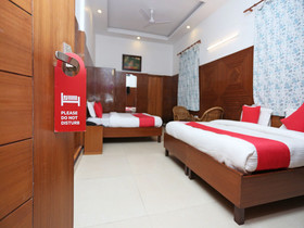 Hotel Clark By OYO Rooms