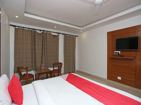 Hotel Clark By OYO Rooms