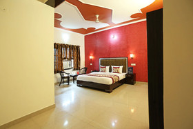 Hotel Doon Star