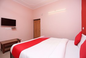 Hotel Gandharv
