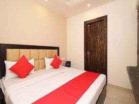 Hotel Ganges Glory by OYO Rooms