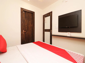 Hotel Ganges Glory by OYO Rooms