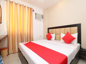 Hotel Ganges Glory by OYO Rooms
