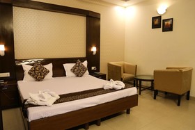 Hotel Grand Legacy