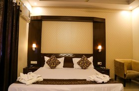 Hotel Grand Legacy