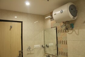 Hotel Height View Residency