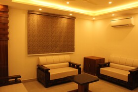 Hotel Height View Residency
