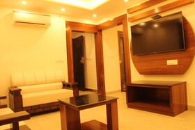 Hotel Height View Residency