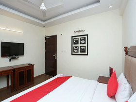 Hotel Kenil Star by OYO Rooms