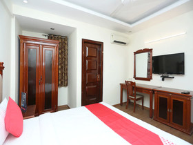 Hotel Kenil Star by OYO Rooms