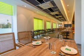 Hotel Le Roi Dehradun