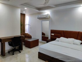 Hotel Maira