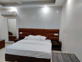 Hotel Maira