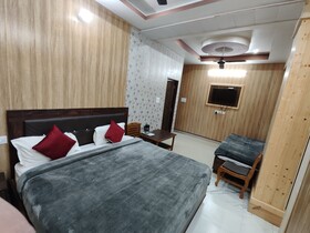 Hotel Maya