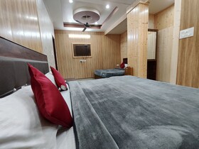 Hotel Maya