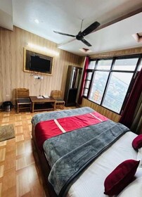 Hotel Maya