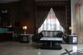 OYO 9963 Hotel Raja Palace