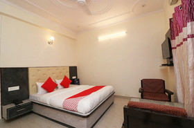 Hotel Raj Palace By OYO Rooms