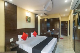 Hotel Rudraksh by OYO Rooms