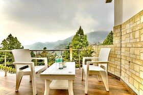 Hotel Shiva Lake