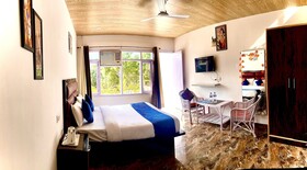 Hotel Shiva Lake
