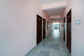 Hotel Taqgene by OYO Rooms