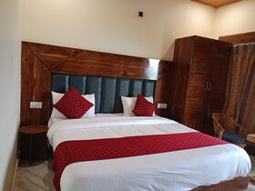Hotel The Pine Villa Mussoorie