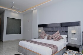 Hotel Vasdaa Grand